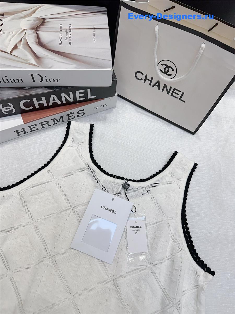 Ch**el white cc logo vest