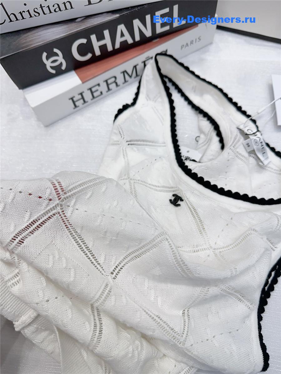 Ch**el white cc logo vest