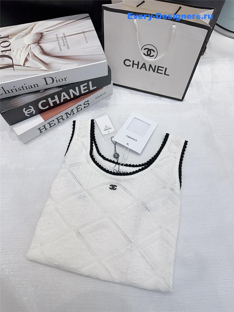 Ch**el white cc logo vest