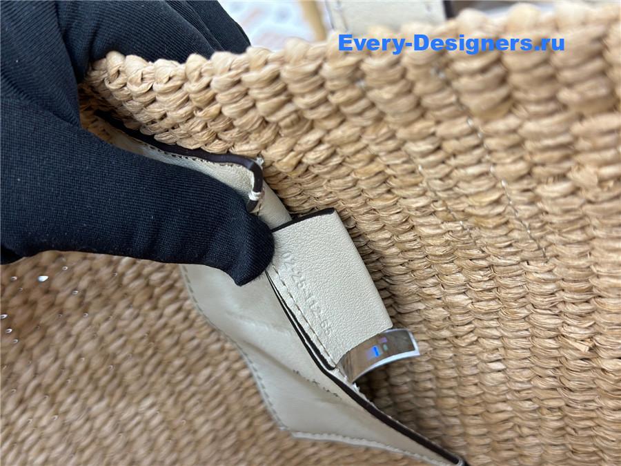 Chloé Horse Medal Basket