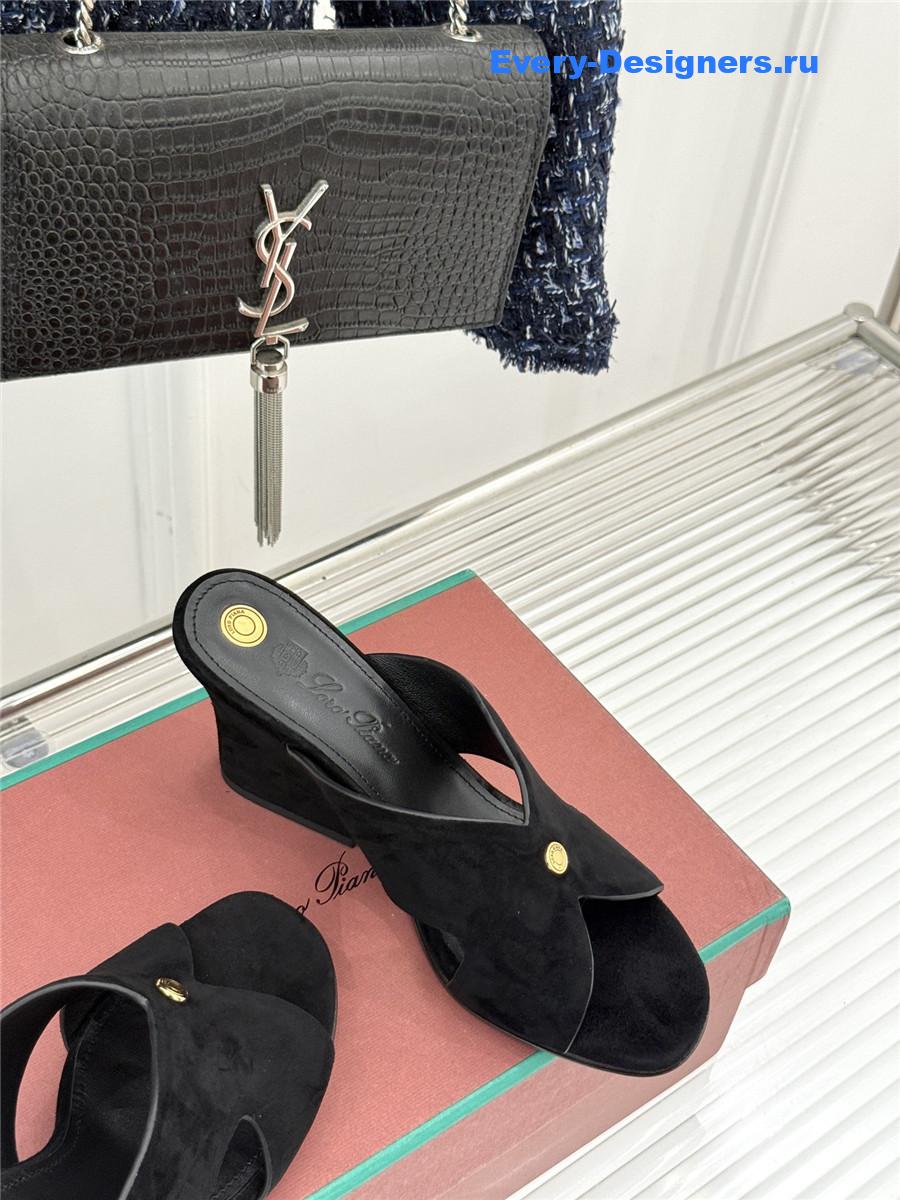 L0r0 P1ana black suede vera sandals