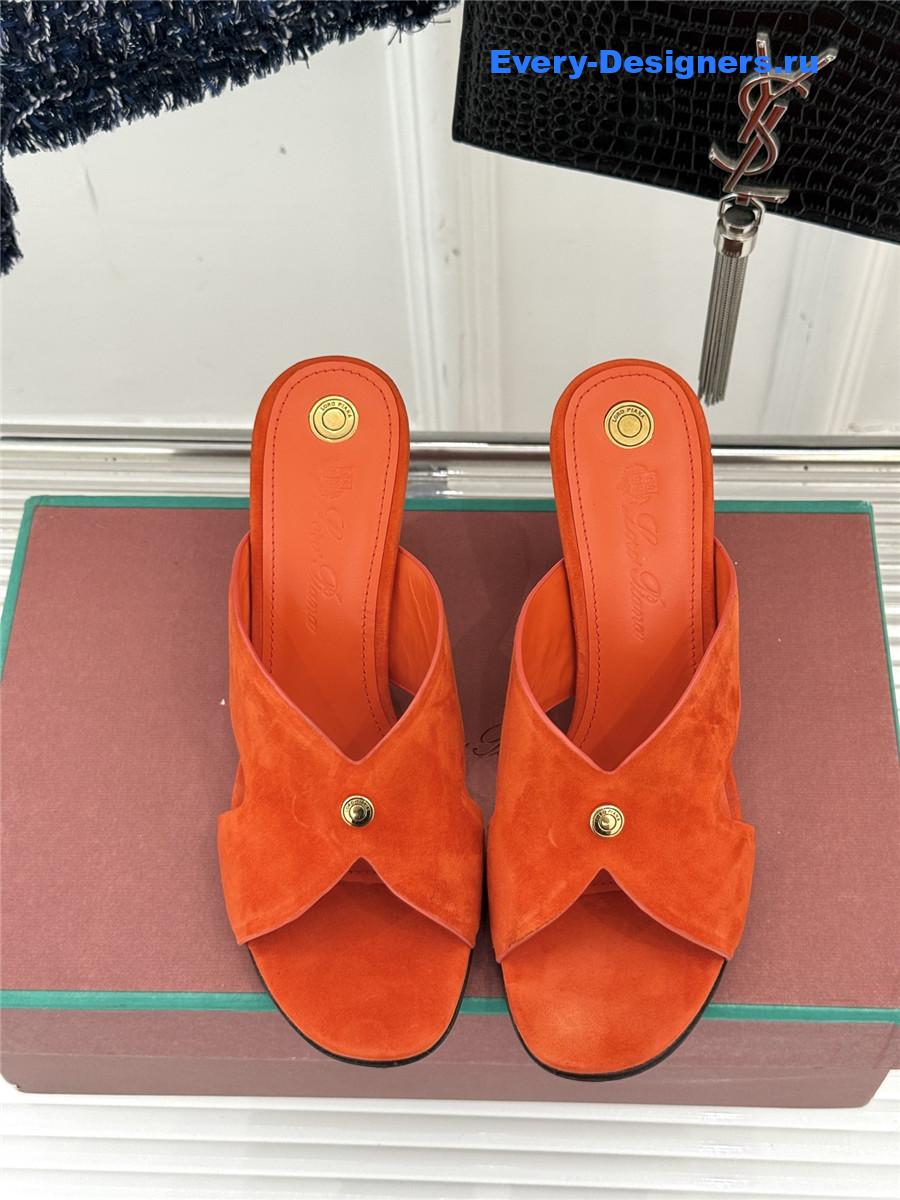 L0r0 P1ana orange suede vera sandals