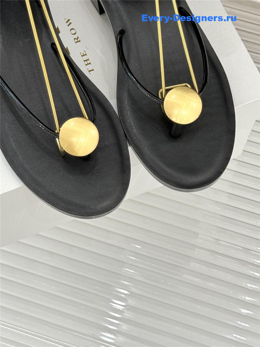 The R0w black leather thong sandals