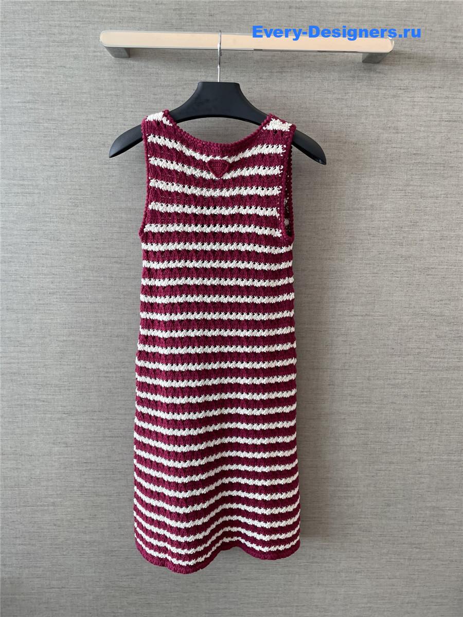 Pra*a red striped dress