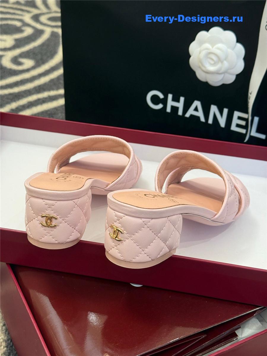 Ch**el quilted cc pink platform sandals