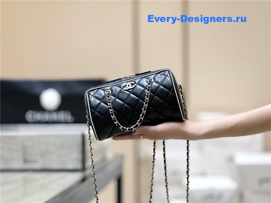 Ch**el black matelasse clutch