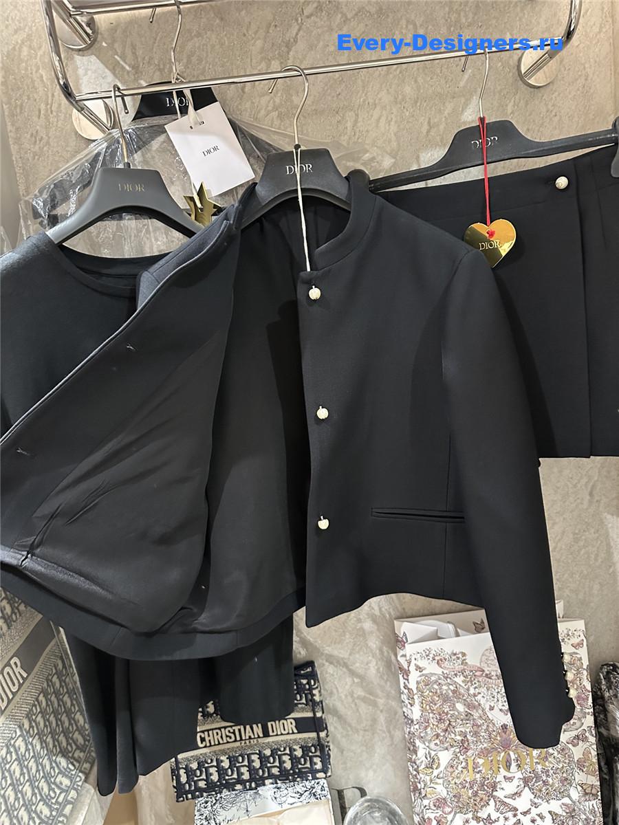 D10r black pearl button jacket
