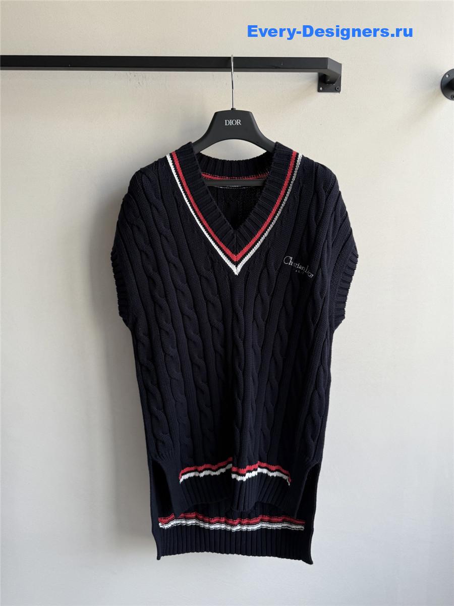 D10r navy blue vibe oversized sweater vest