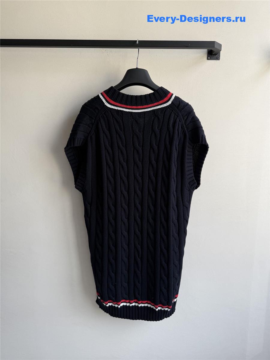 D10r navy blue vibe oversized sweater vest