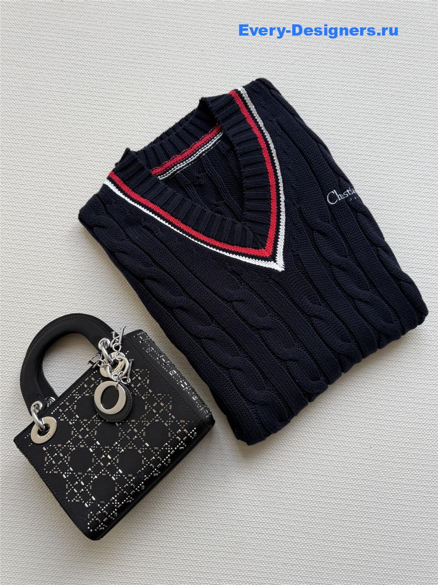 D10r navy blue vibe oversized sweater vest