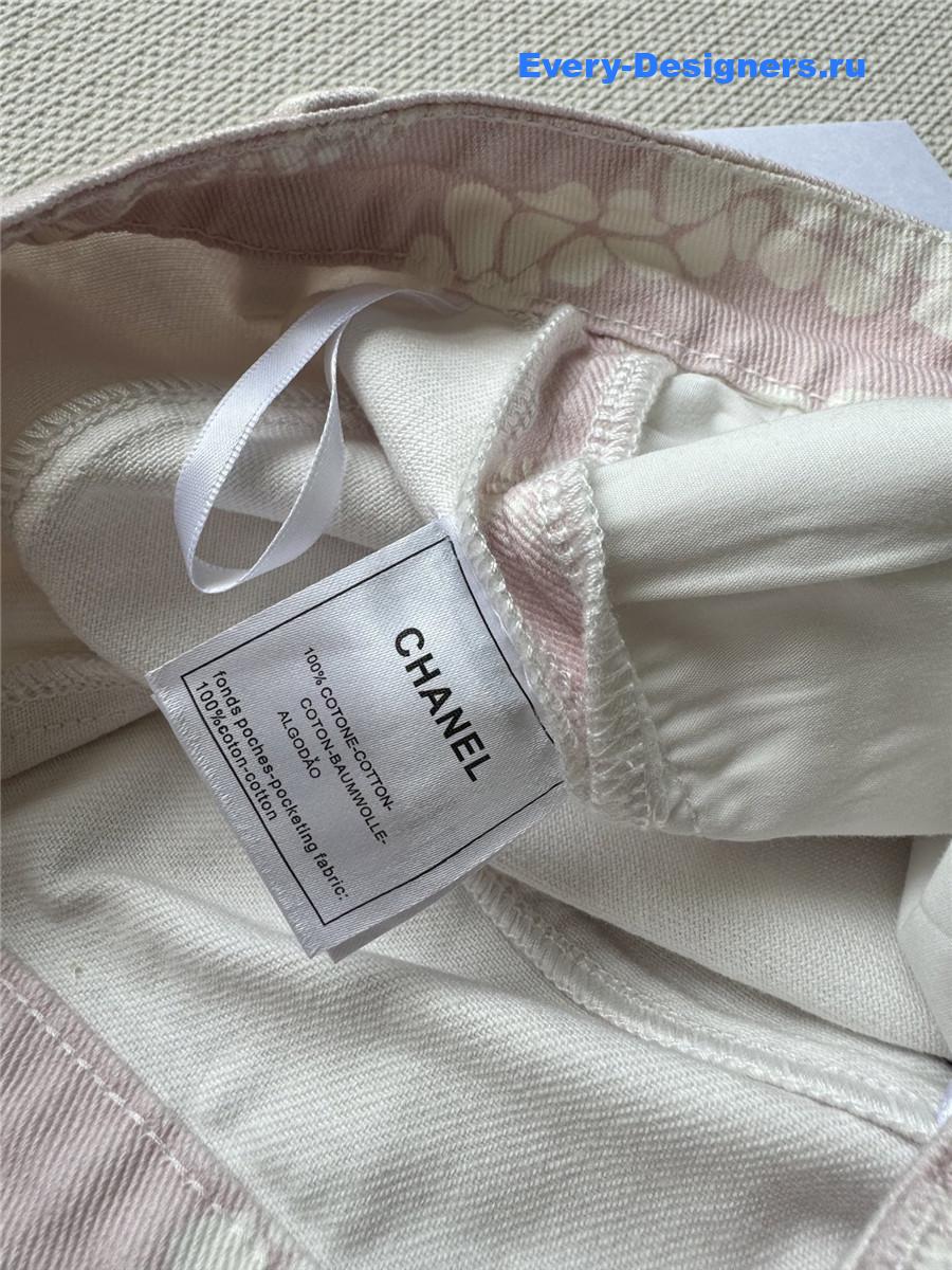 Ch**el pink printed denim jeans