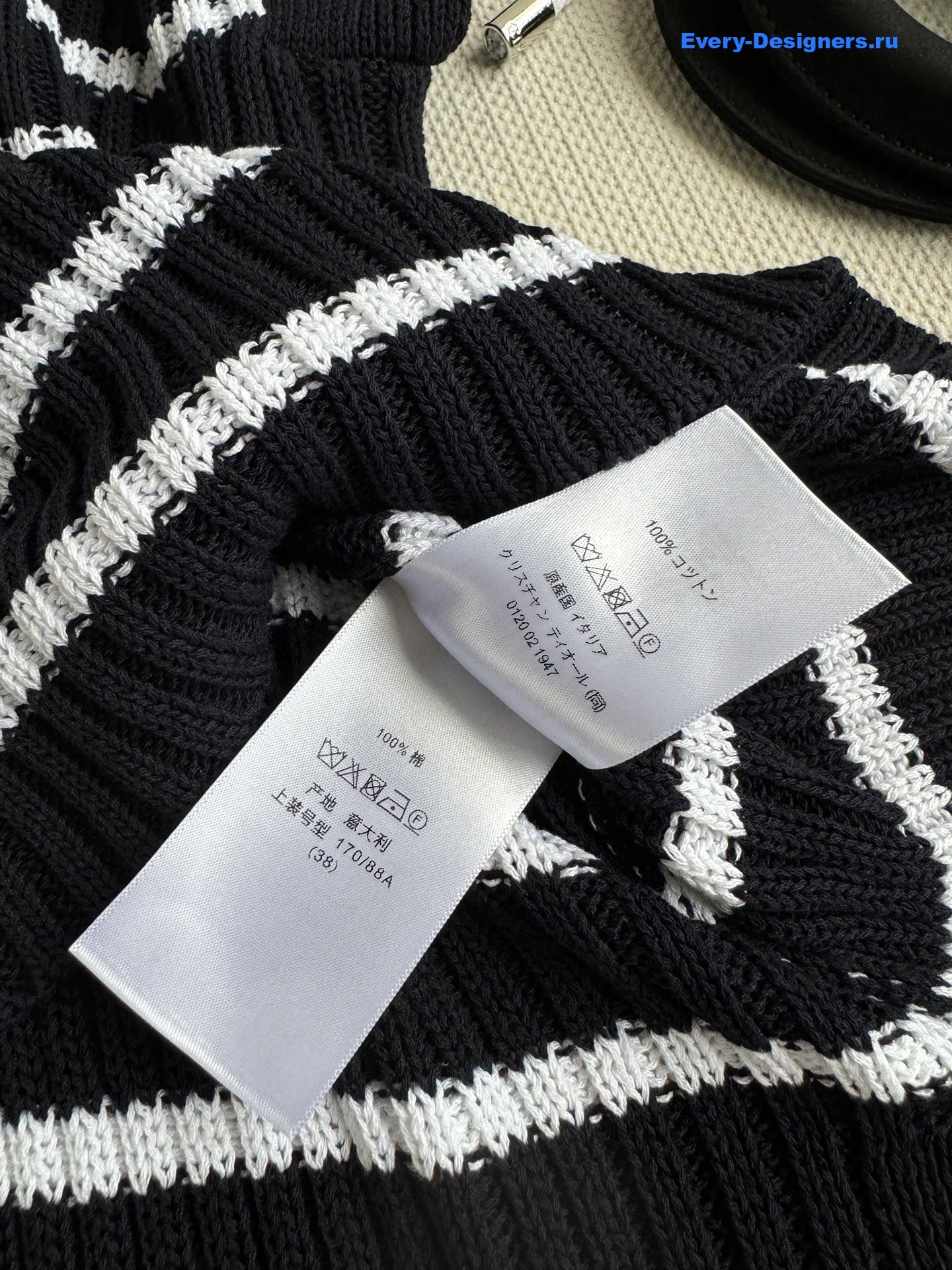 D10r knotted striped top