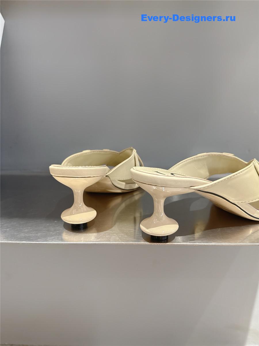 L0ew* beige toy panta sandals