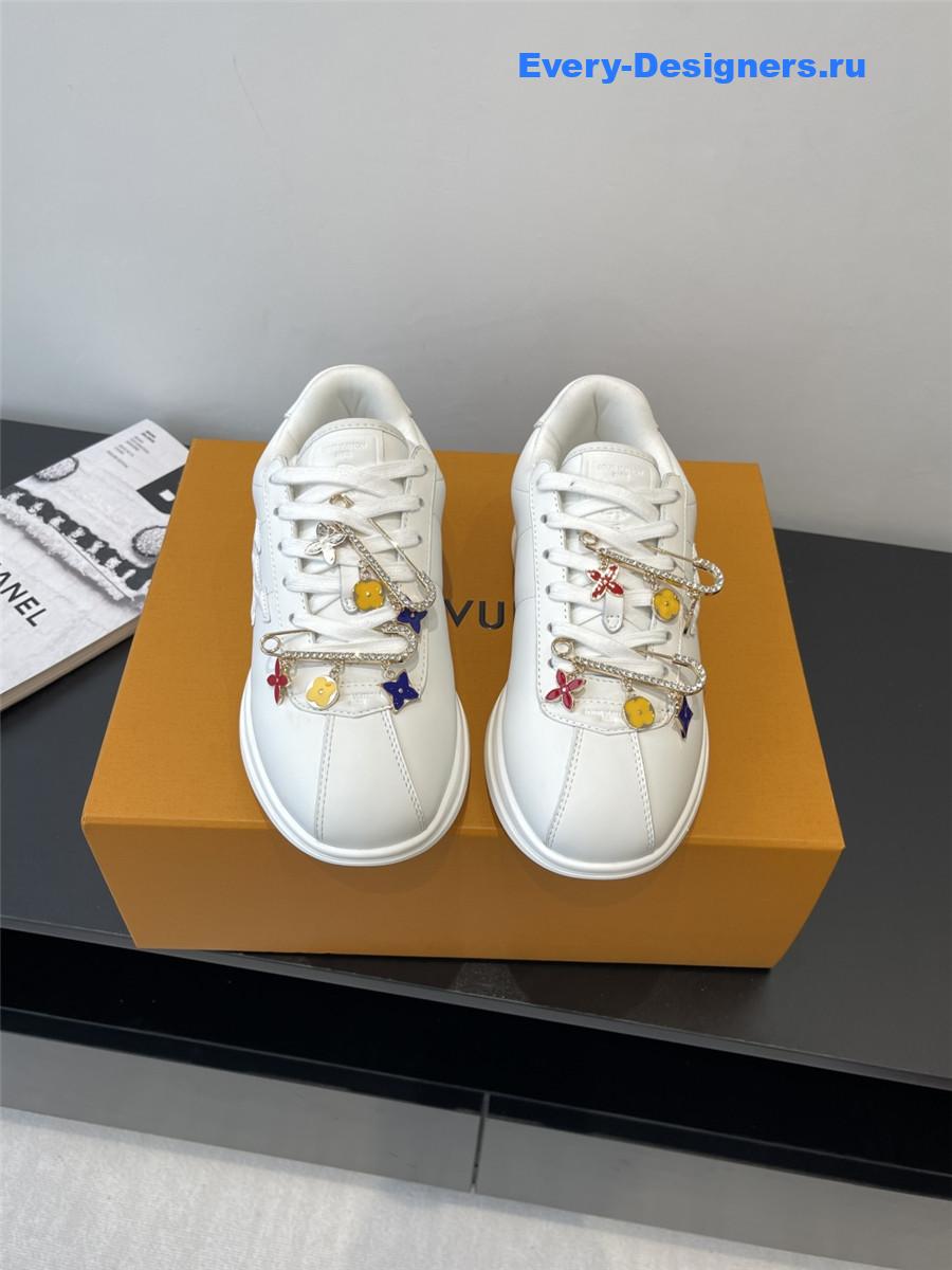 l0vis Vvtt0n buttersoft white sneakers