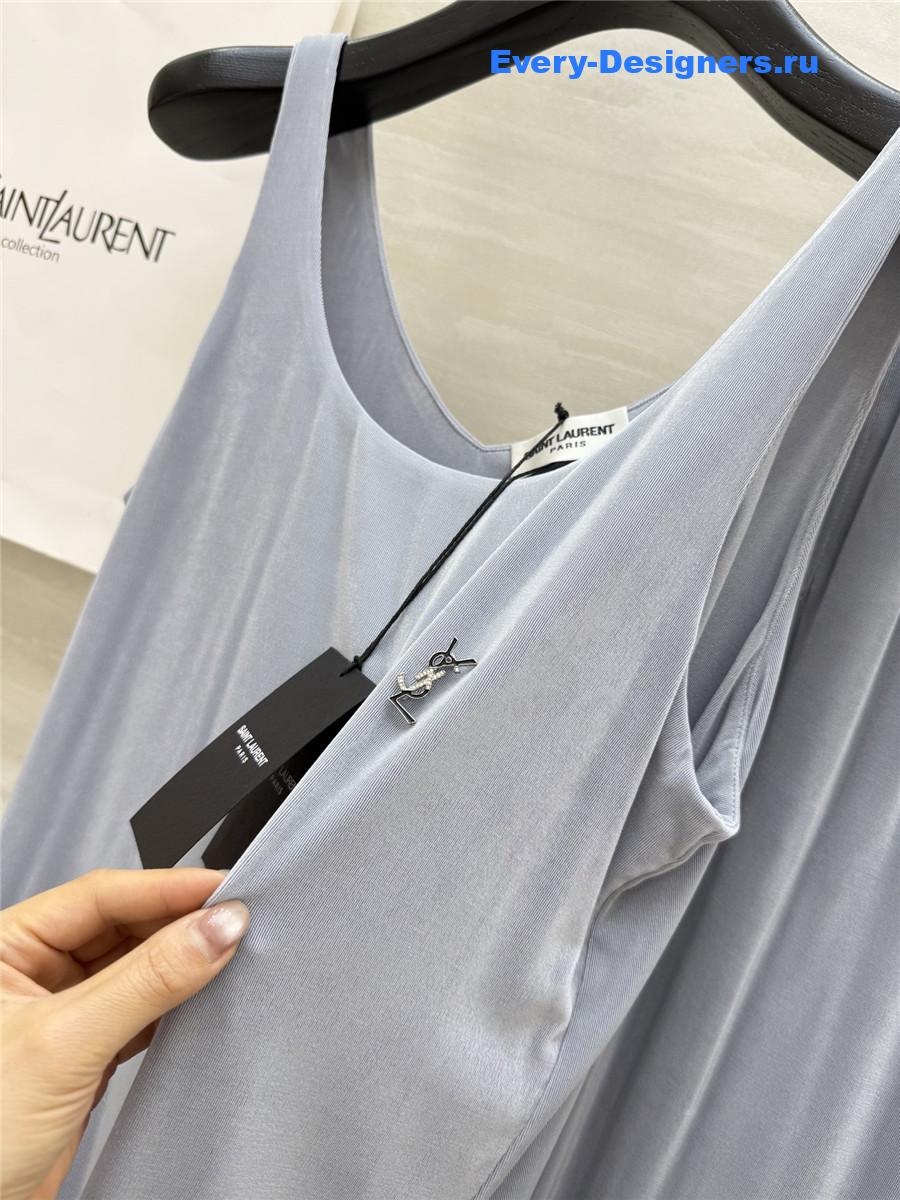 Sa1nt Lau*nt gray vest suit