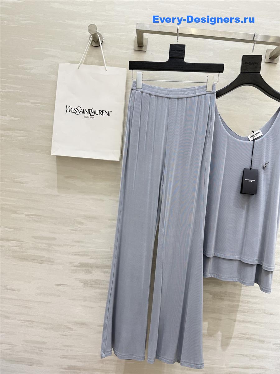 Sa1nt Lau*nt gray vest suit