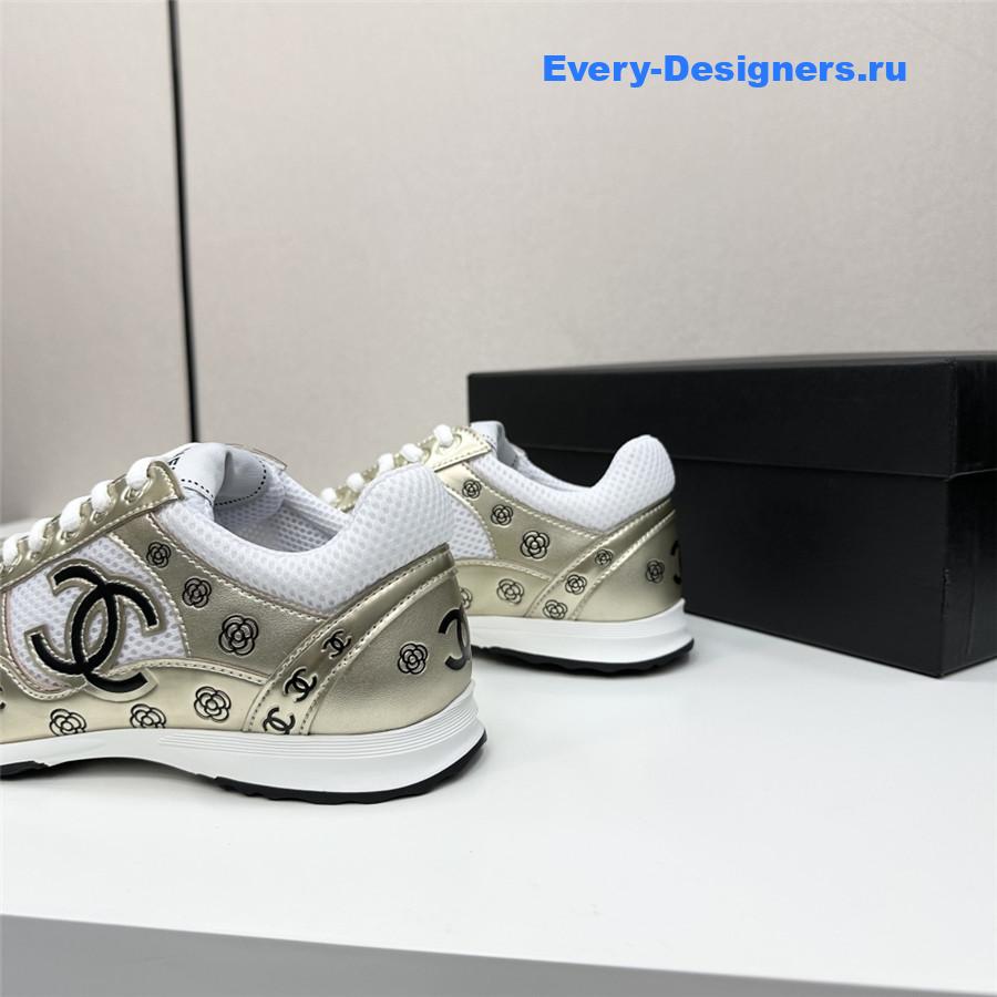 Ch**el cc logo white gold sneaker