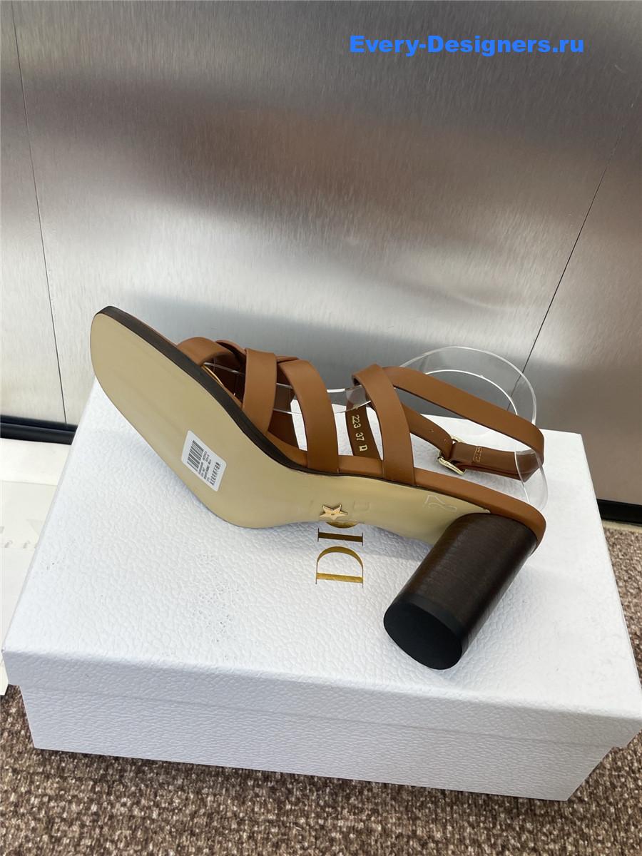 D10r d-club brown heeled sandal