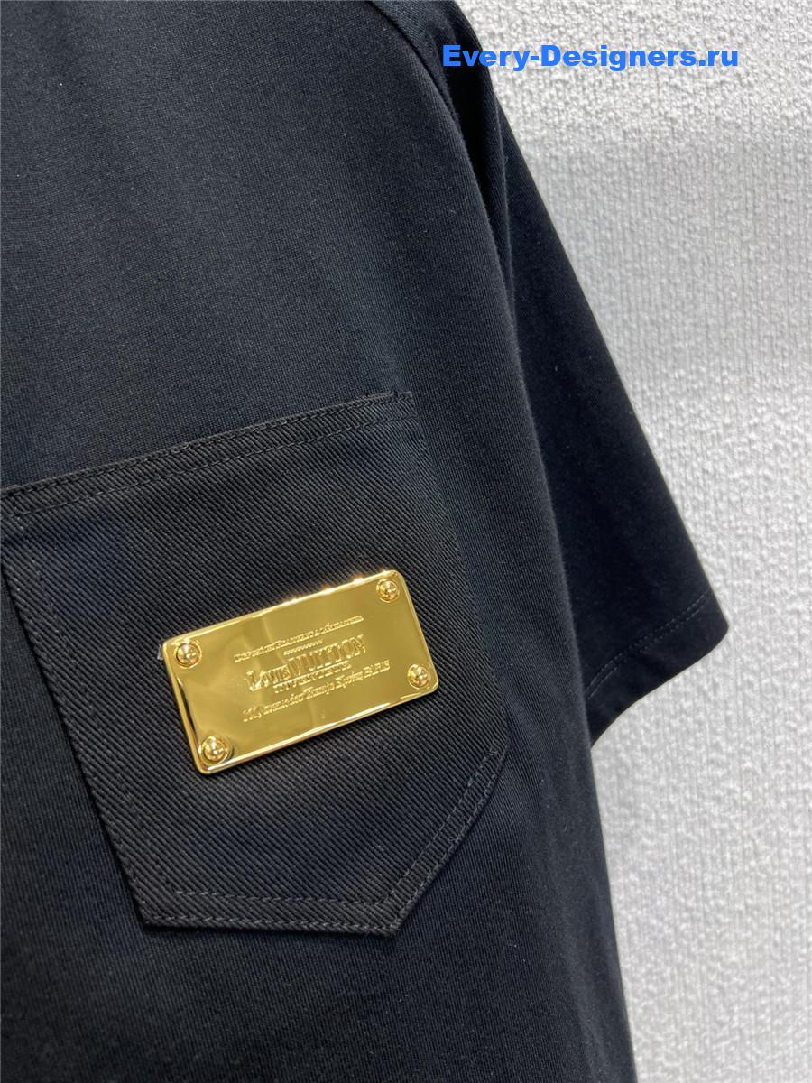 l0vis Vvtt0n plaque t-shirt