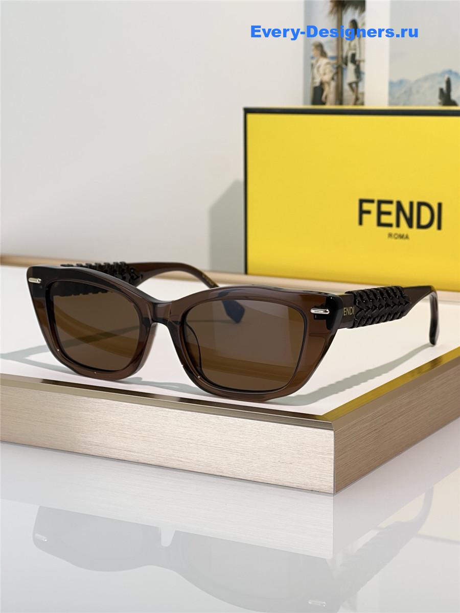 F**di fe40171i sunglasses