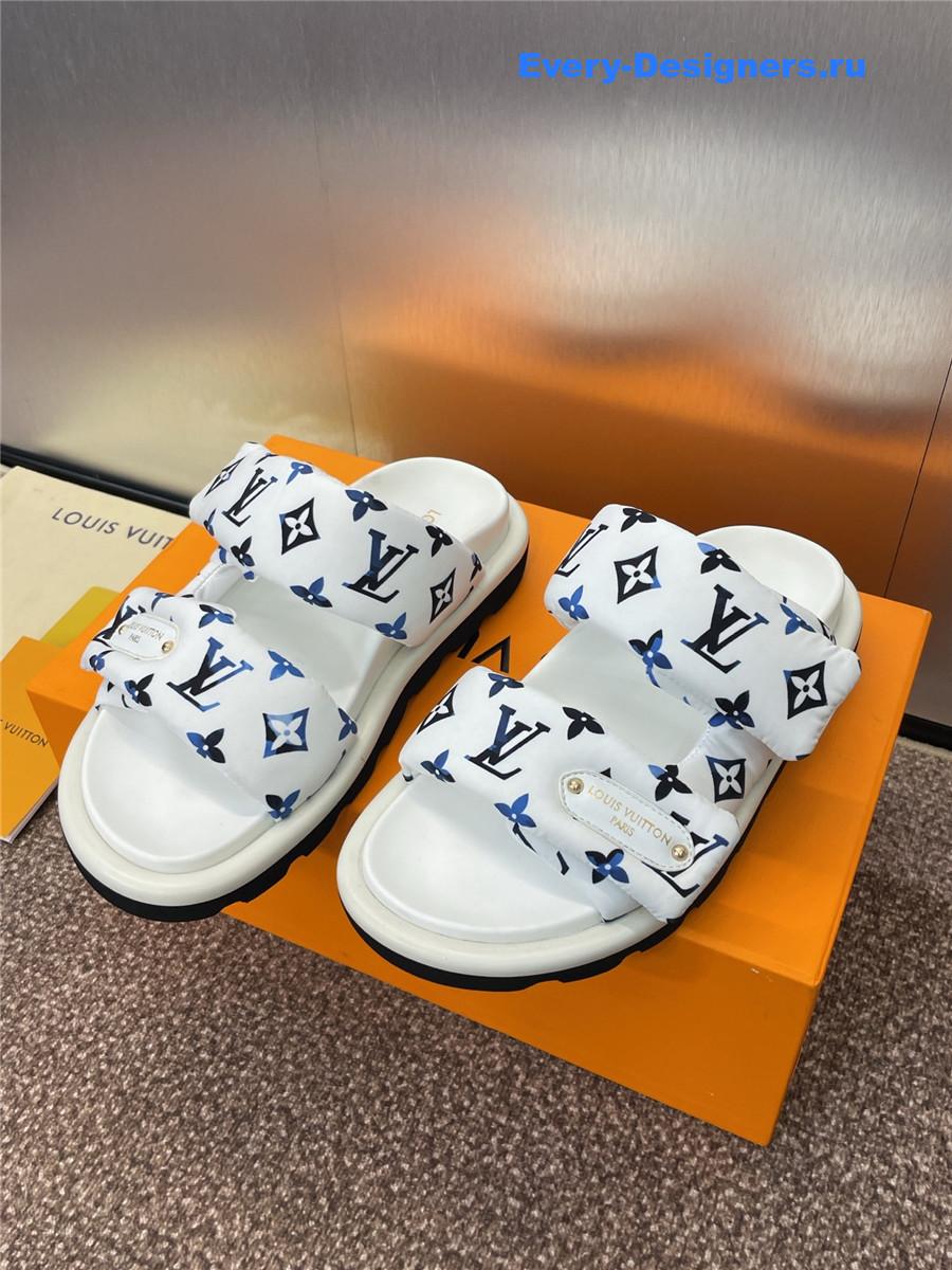 l0vis Vvtt0n lv embossed logo sandals