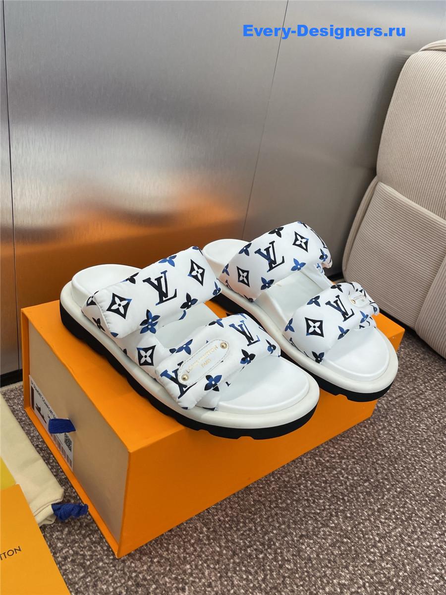 l0vis Vvtt0n lv embossed logo sandals