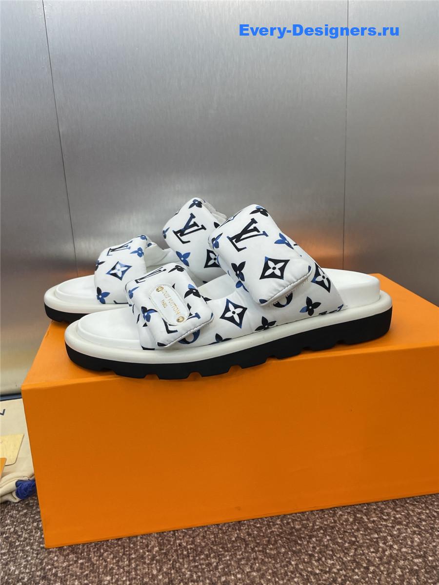 l0vis Vvtt0n lv embossed logo sandals