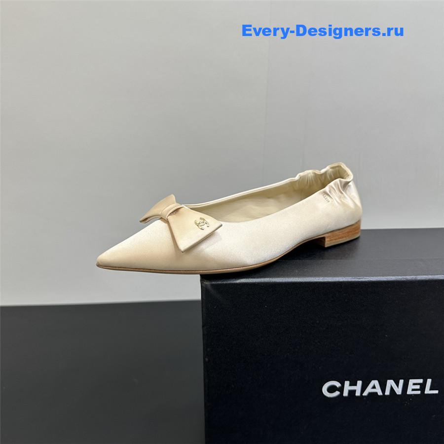 Ch**el pointed bow ballet flats