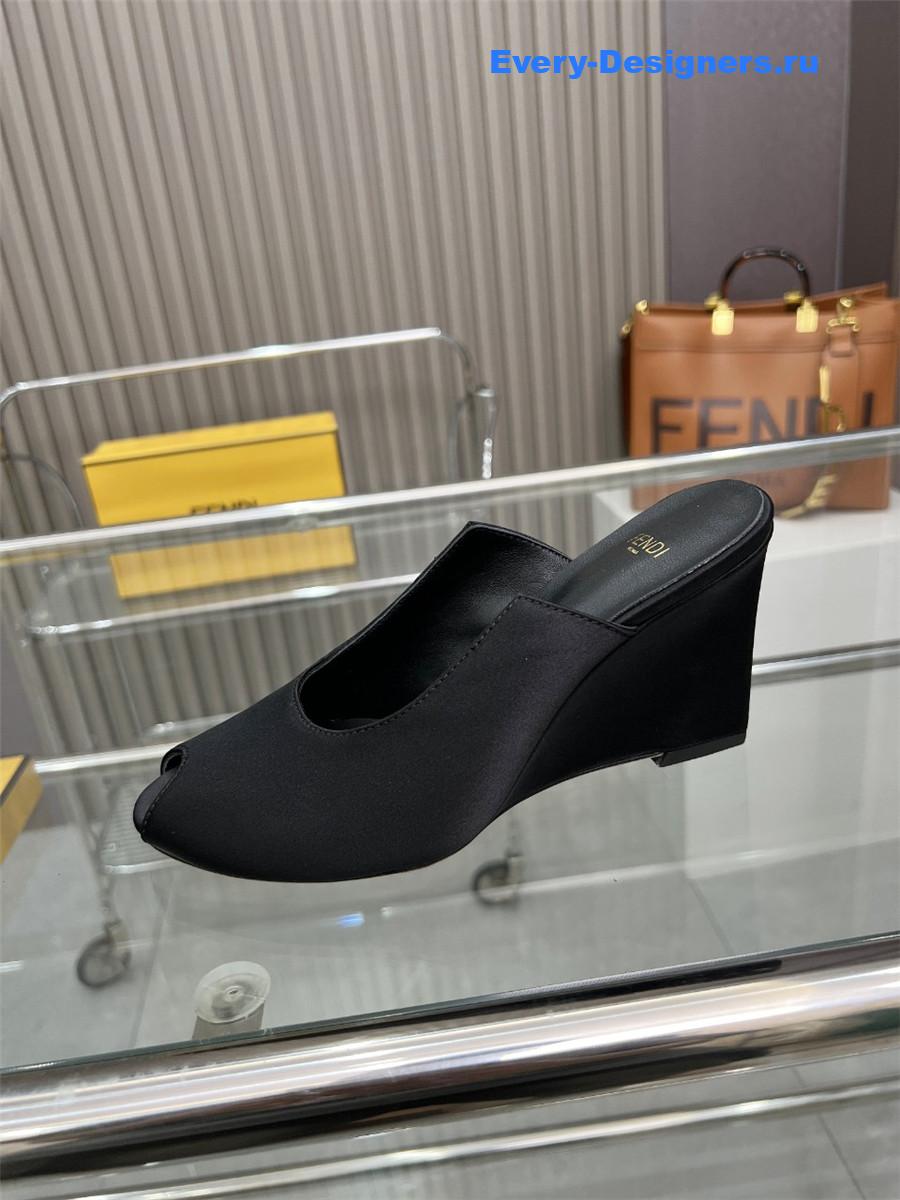 F**di lupita black leather wedge mules