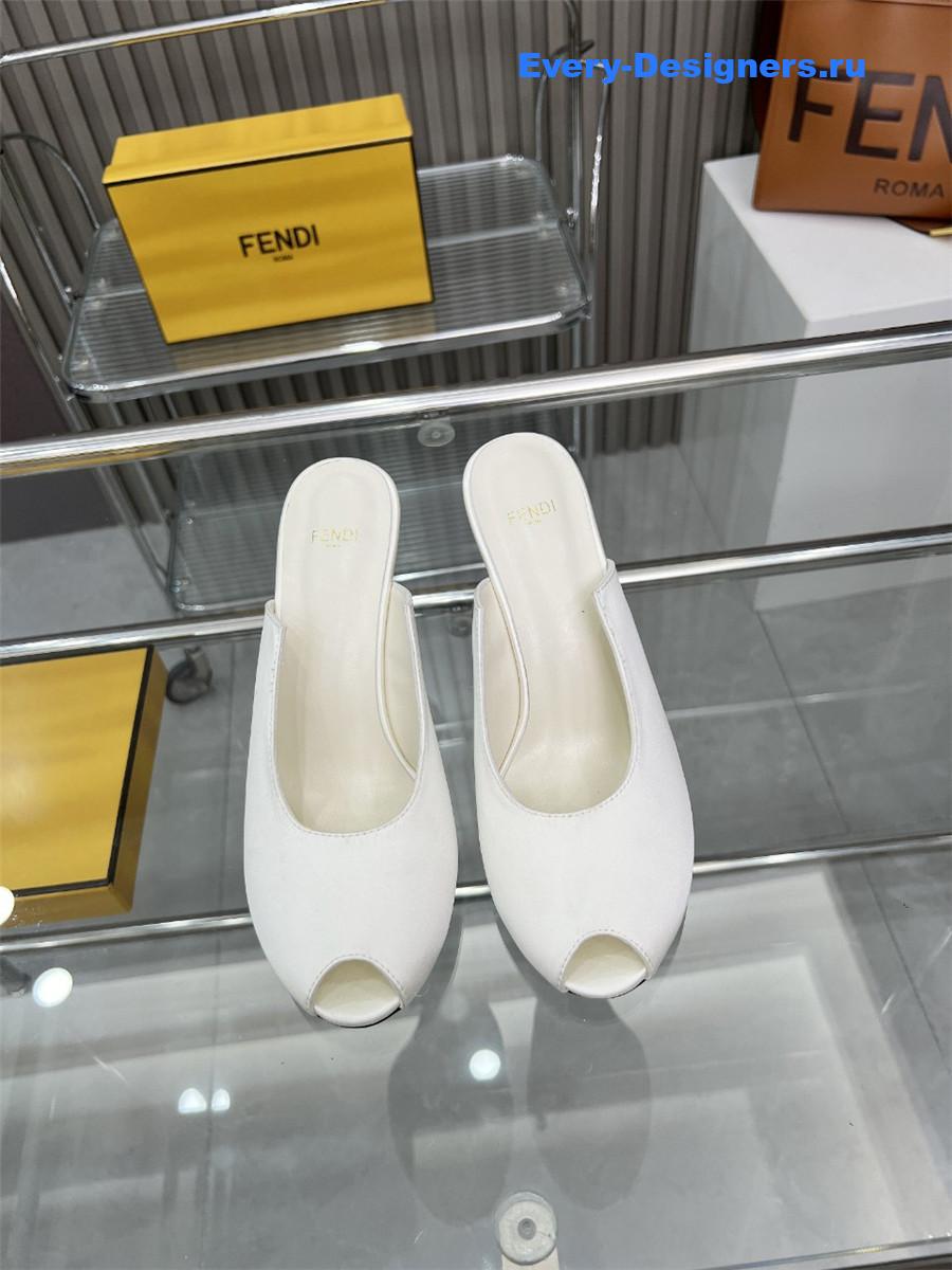 F**di lupita white leather wedge mules