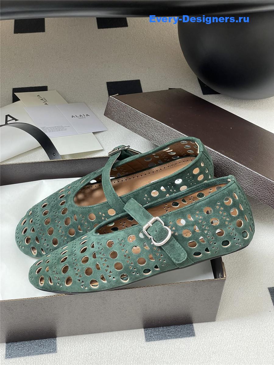 Alaïa Vienne Green Leather Ballet Flats