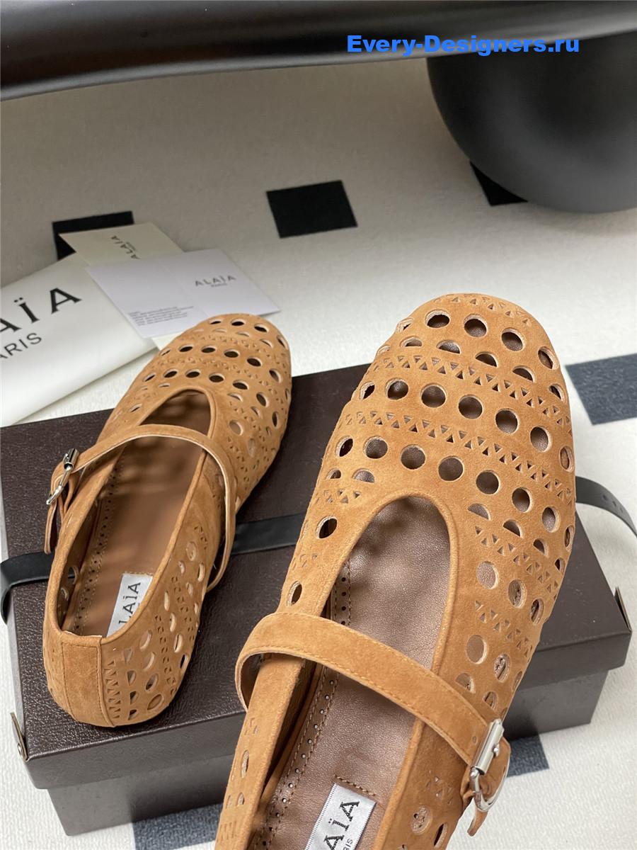 Alaïa Vienne Brown Leather Ballet Flats