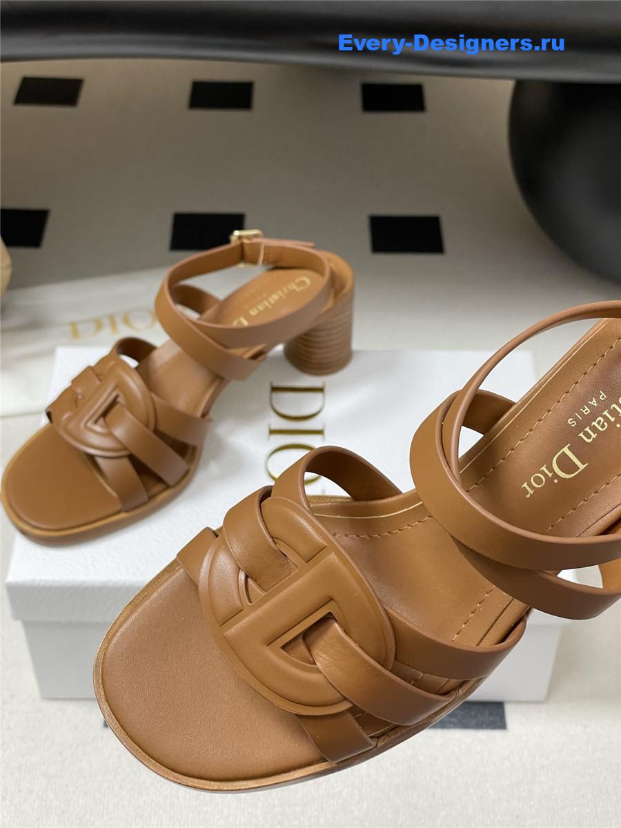 D10r d-club brown heeled sandals