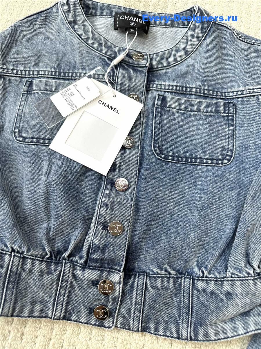 Ch**el cropped denim jacket