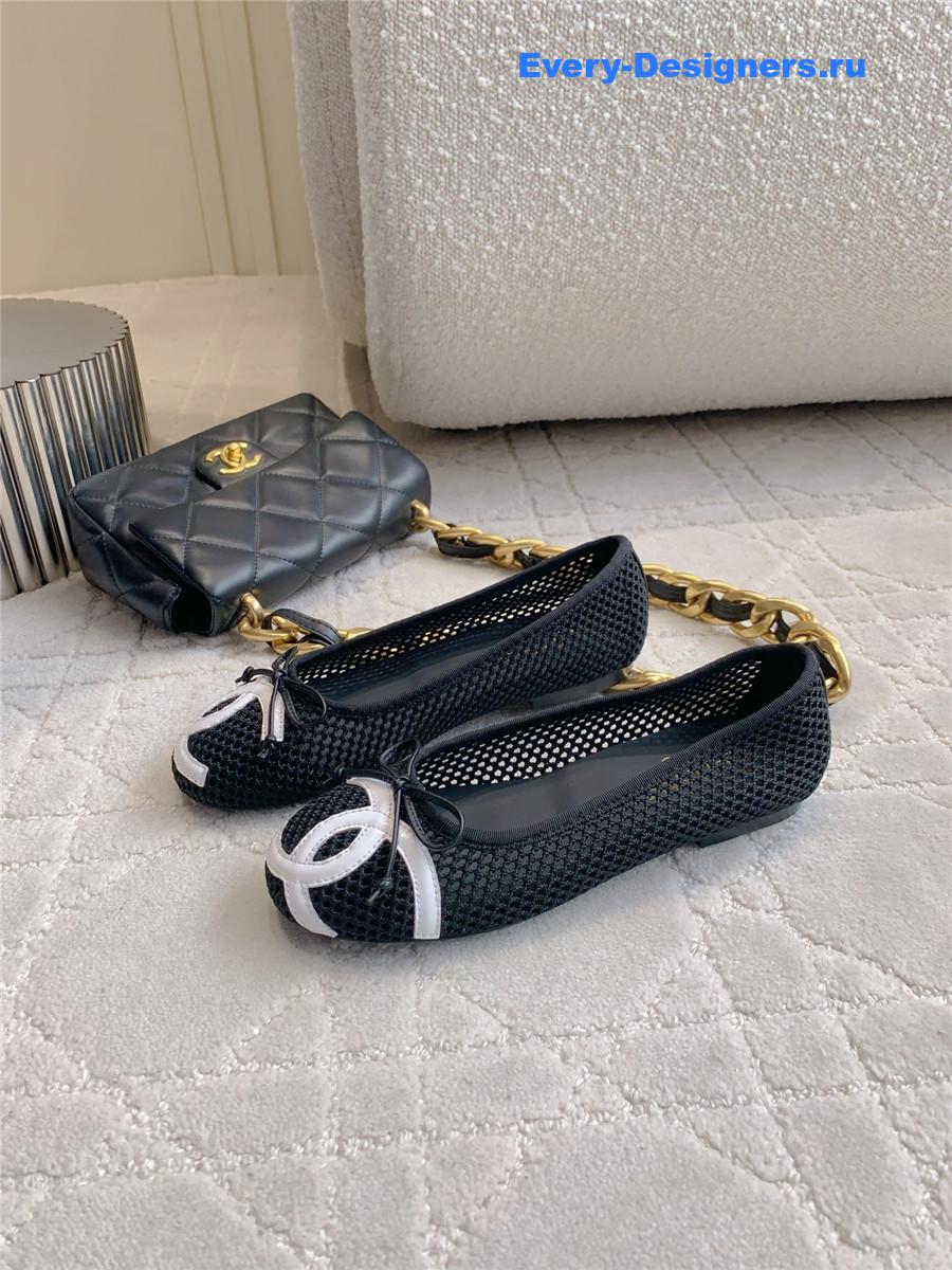 Ch**el black mesh flats