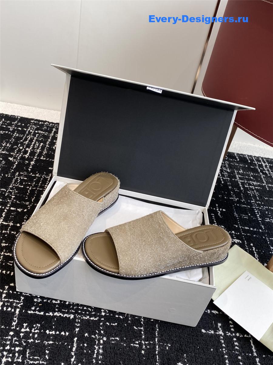 L0ew* ladera suede mules