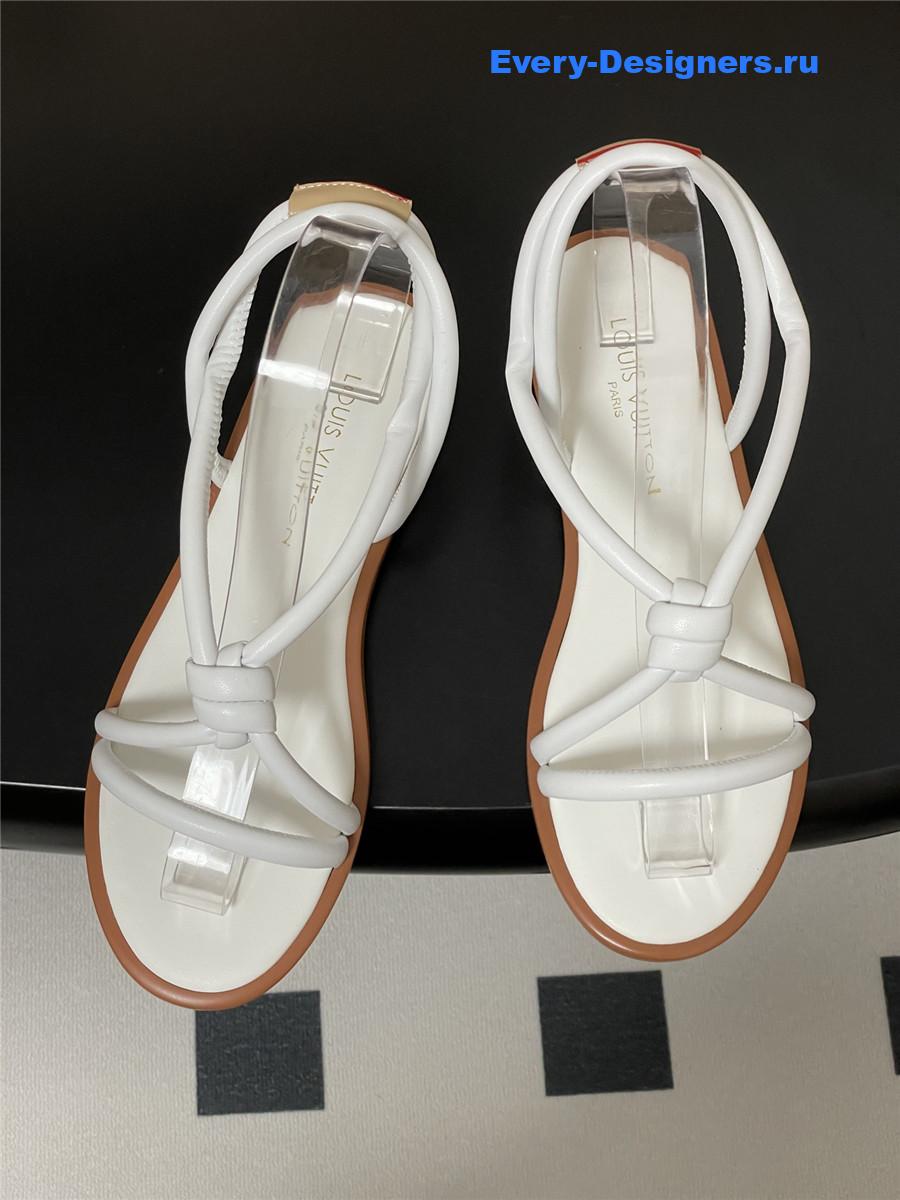 l0vis Vvtt0n white rivage sandals