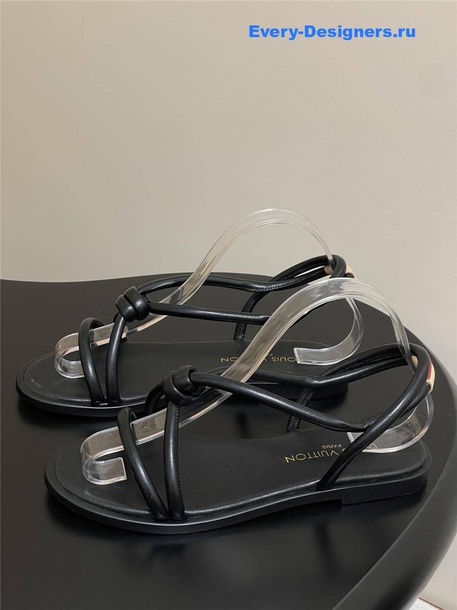 l0vis Vvtt0n black rivage sandals
