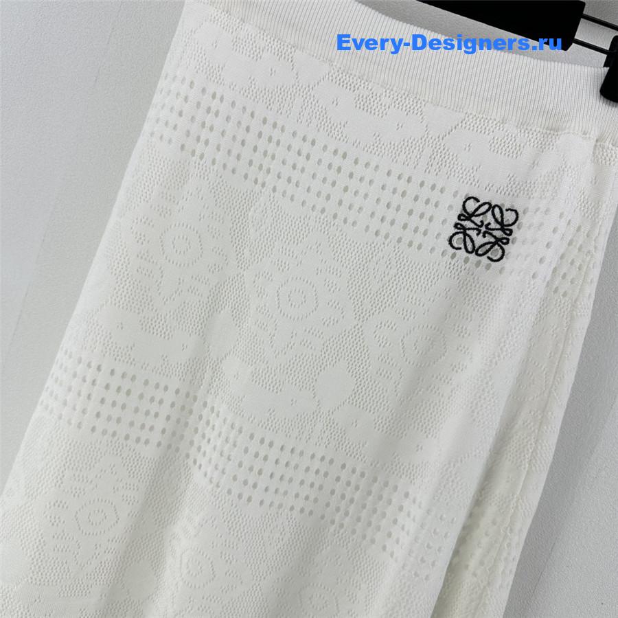 L0ew* cardigan skirt suit