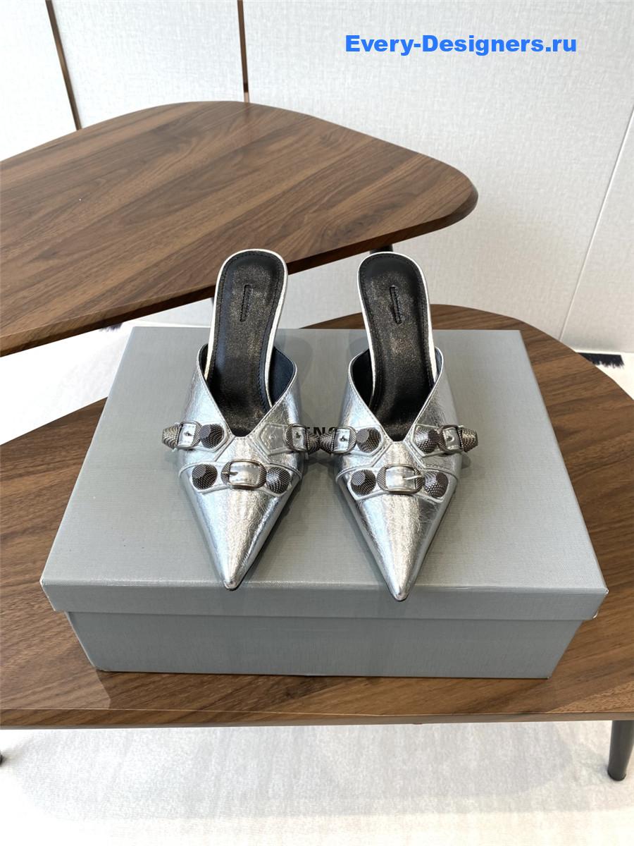Ba1en*iaga cagole silver pumps