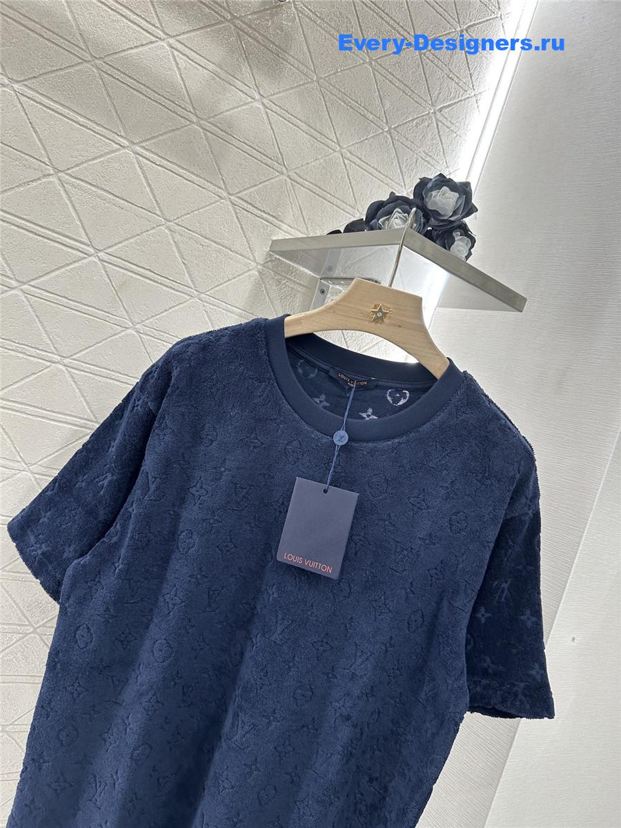 l0vis Vvtt0n dark blue jacquard tee