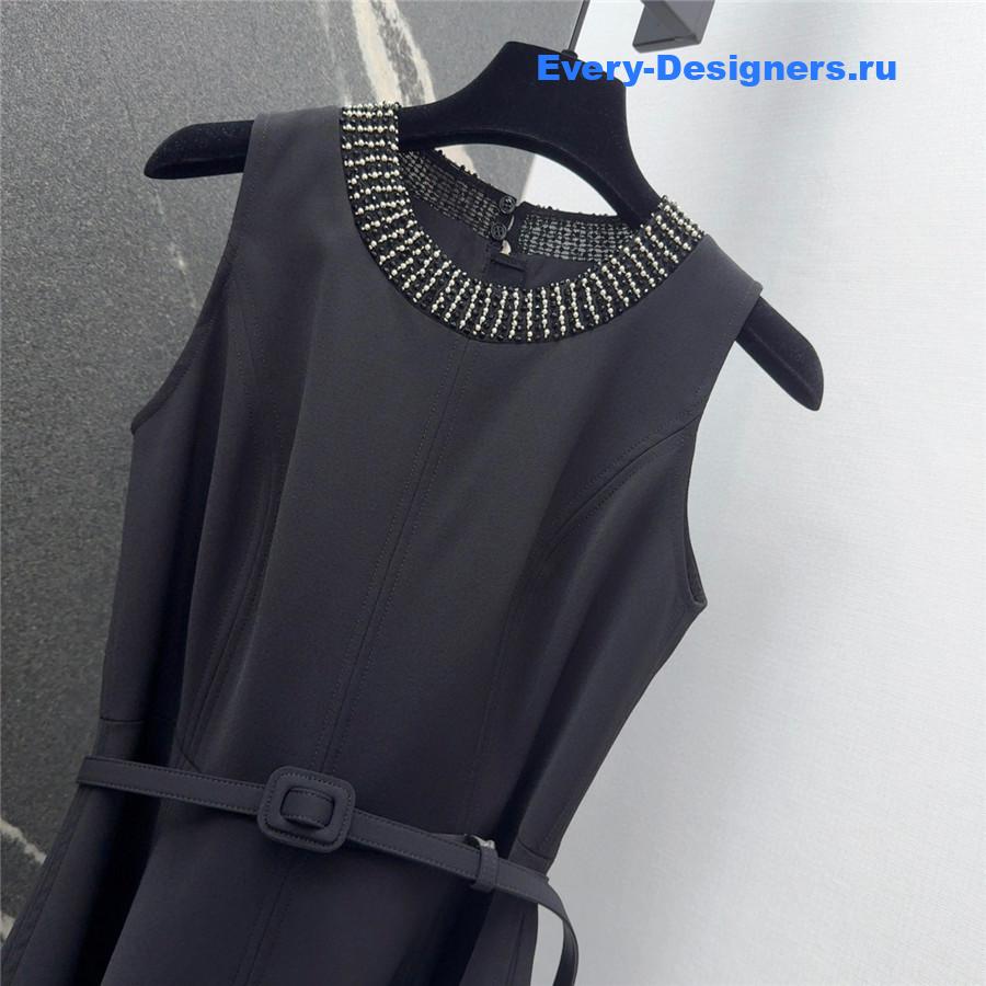 D10r cd beaded black dress