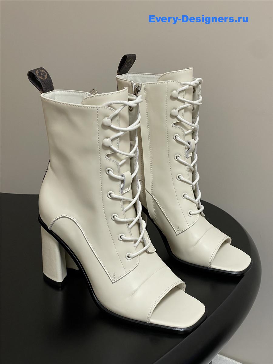 l0vis Vvtt0n berlin white boots