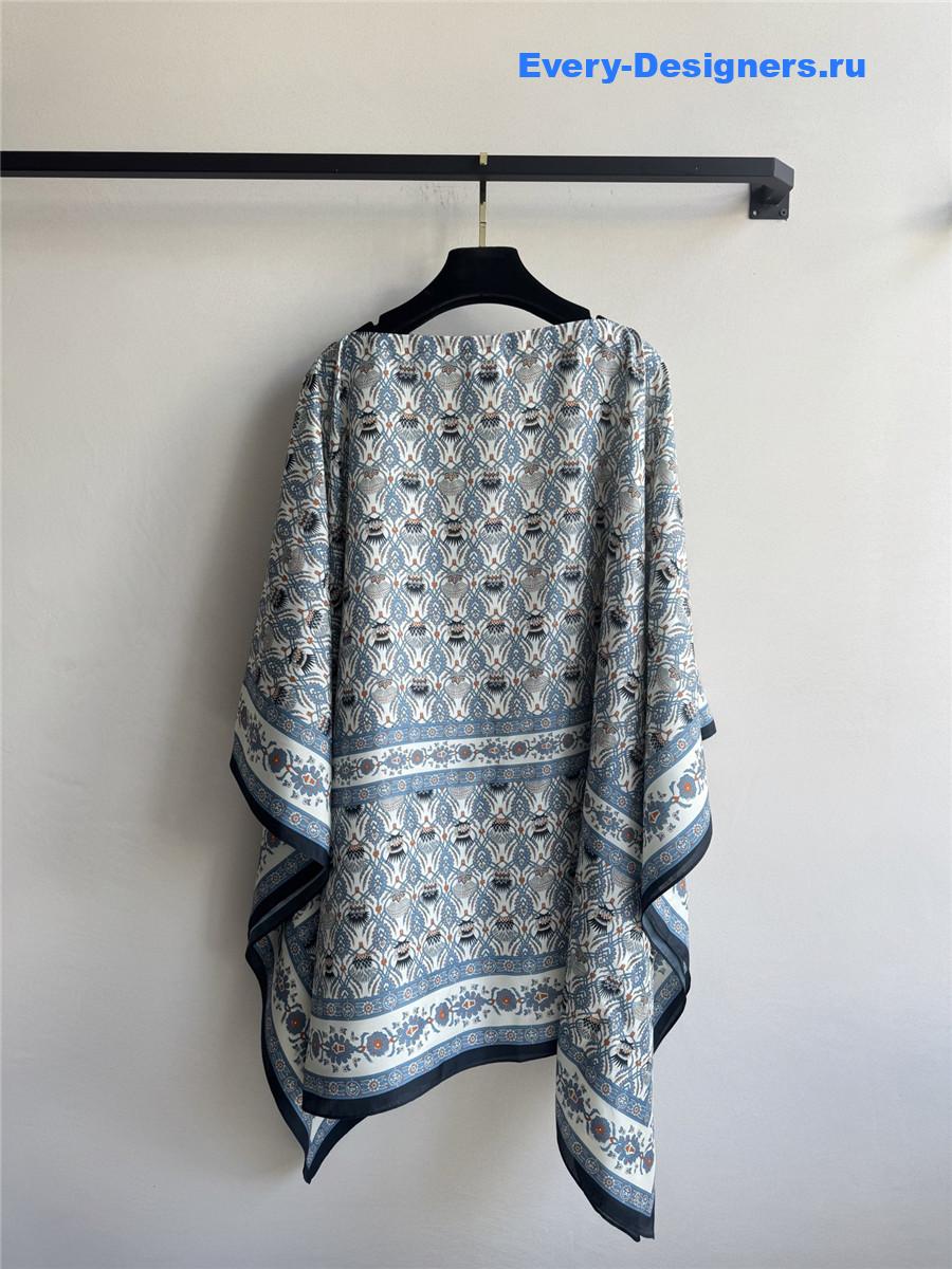 L0r0 P1ana dani blue silk poncho