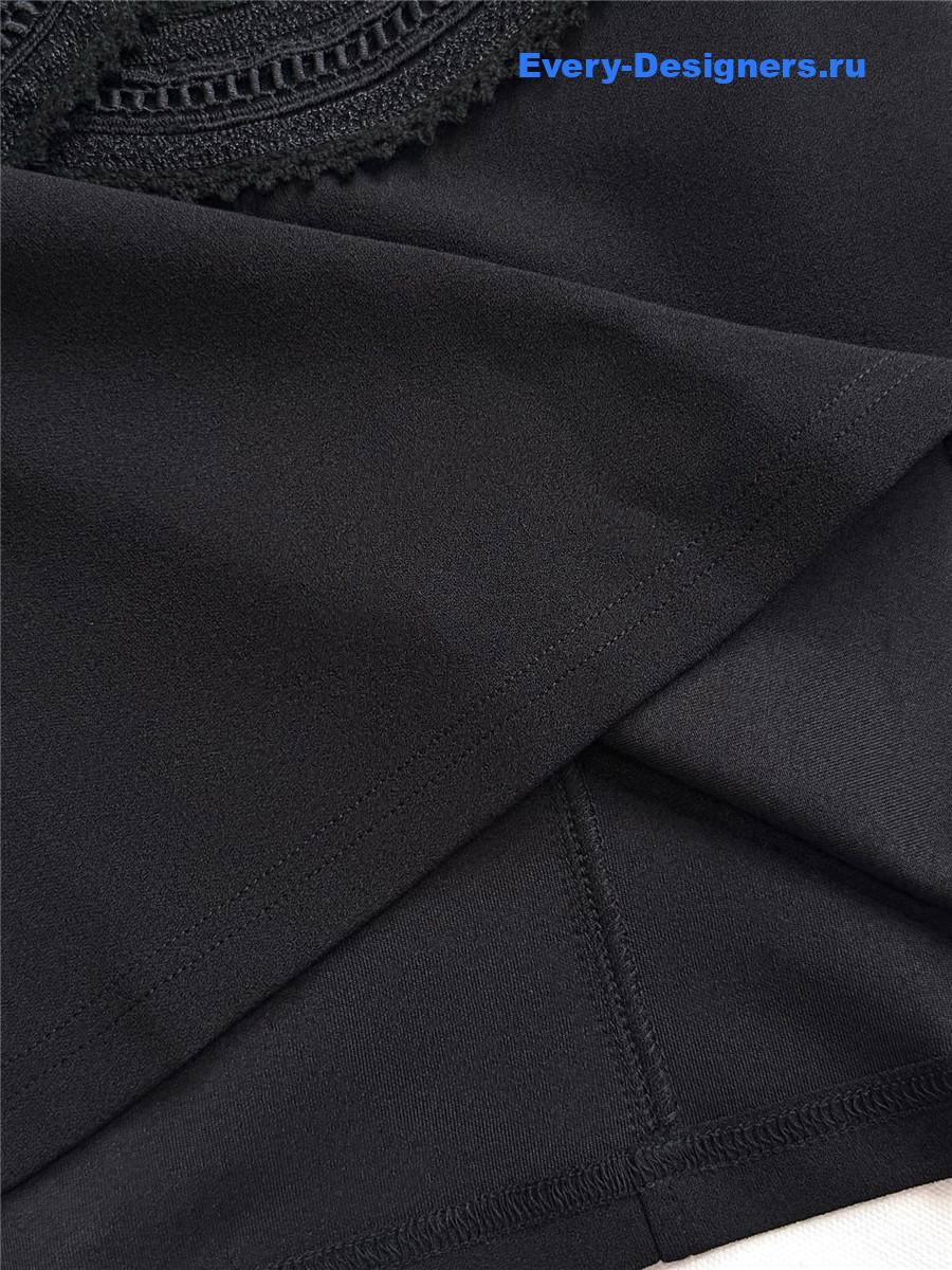 Ch**el cc logo black tee