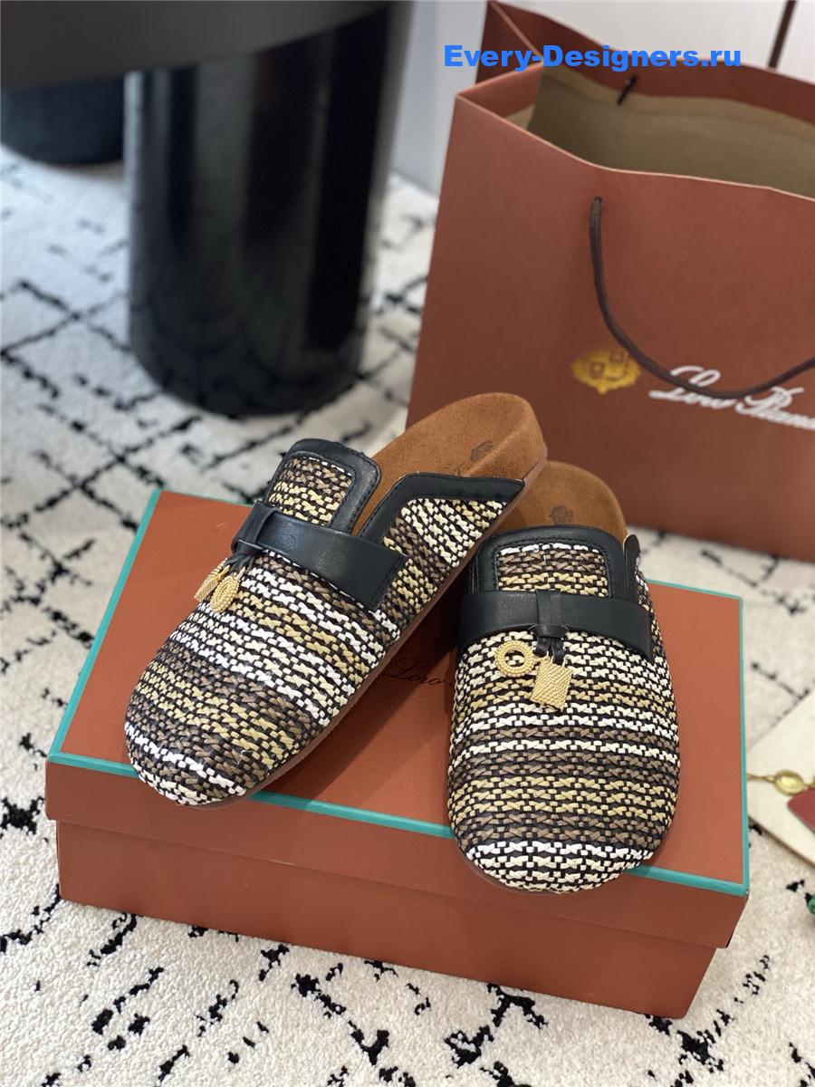 L0r0 P1ana black raffia mules