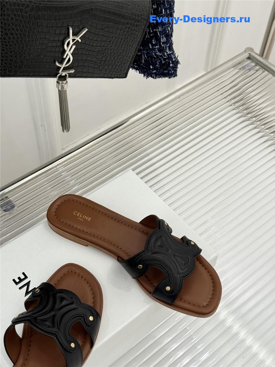 Ce1i*e triomphe leather mules in black