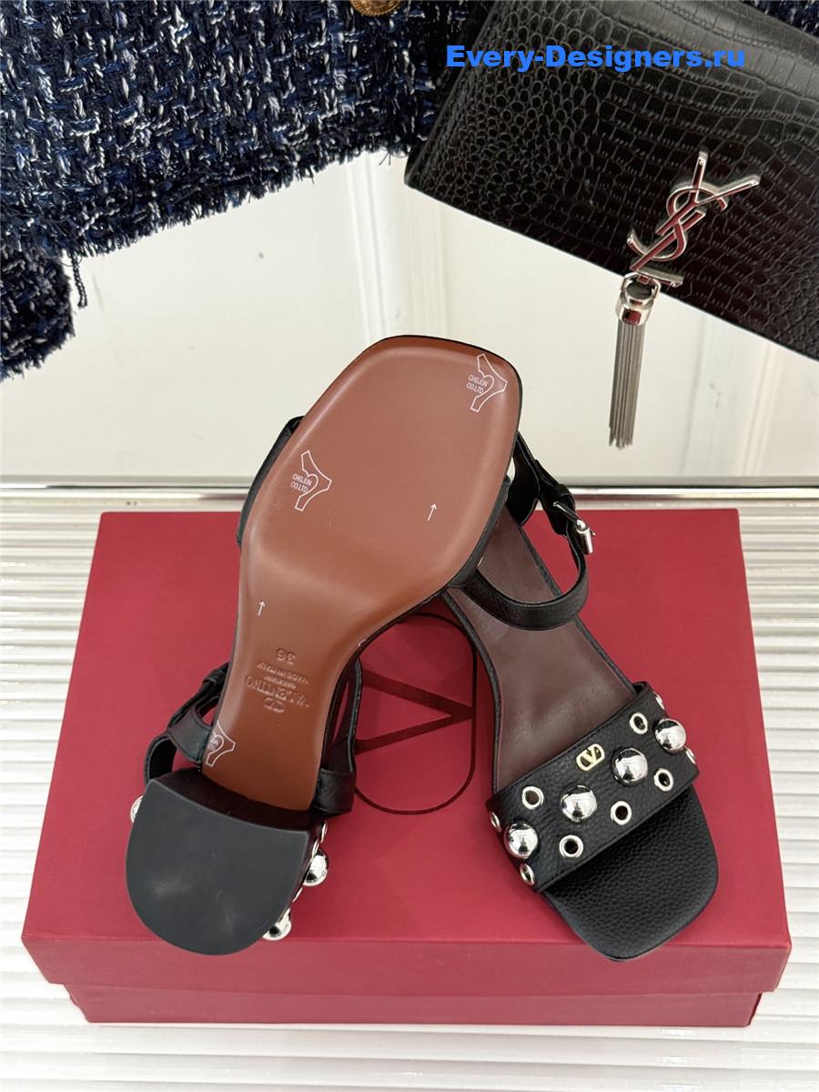 Va1e*ntin0 nellcôte black sandals