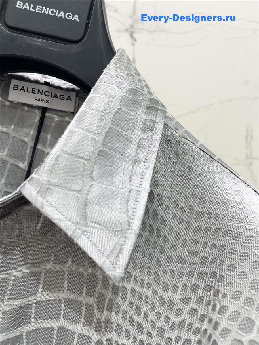 Ba1en*iaga gray crocodile shirt