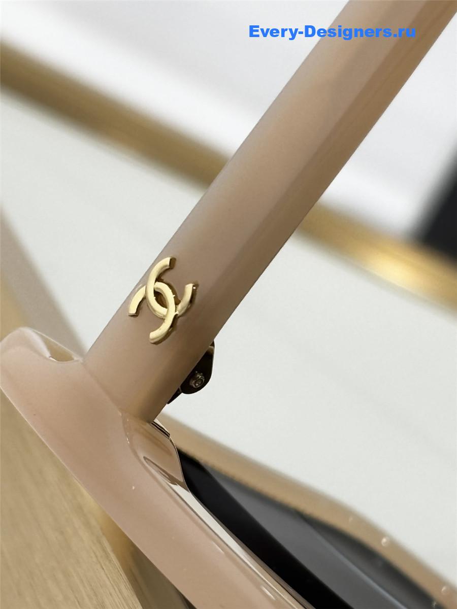 Ch**el 71709a square sunglasses